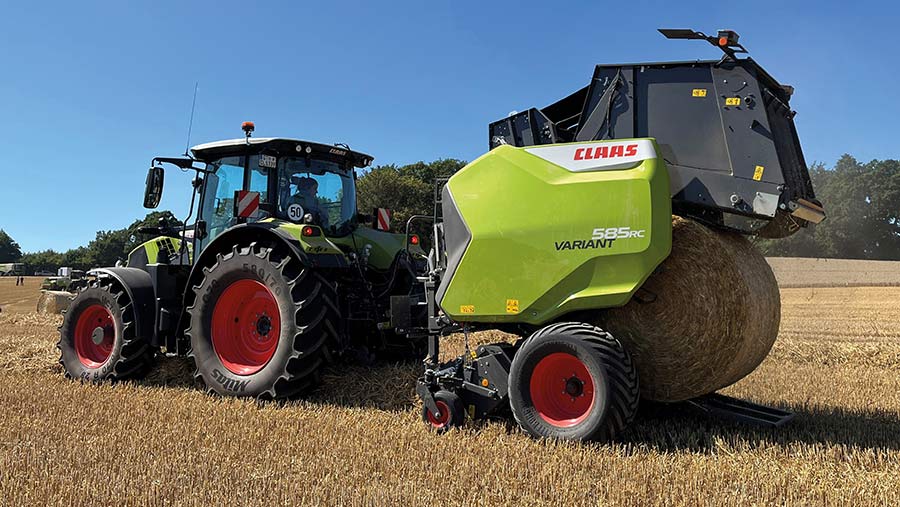 Claas Variant 500 baler