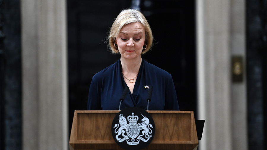 Liz Truss looks downcast as she resigns as PM © Andy Rain EPA EFE Shutterstock