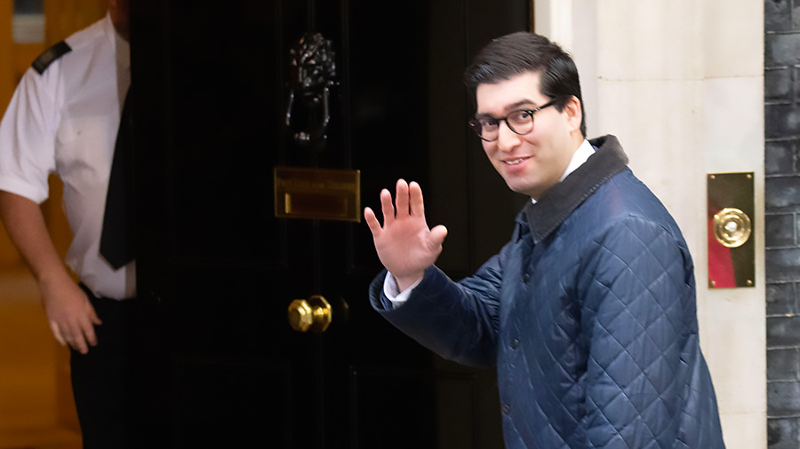 Ranil Jayawardena arrives at Liz Truss's last cabinet meeting at 10 Downing Street on 25 Oct 2022 © Ian Davidson/AlamyStock