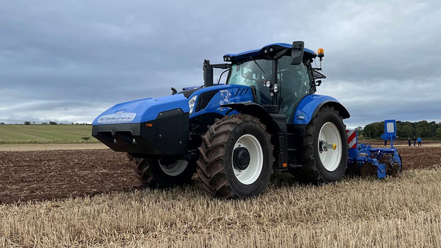 New Holland T6 methane tractor