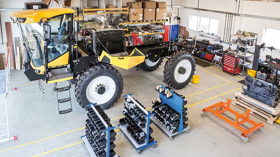 Chafer self-propelled assembly line
