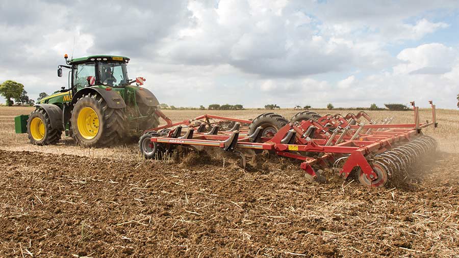 Cultivating OSR stubble