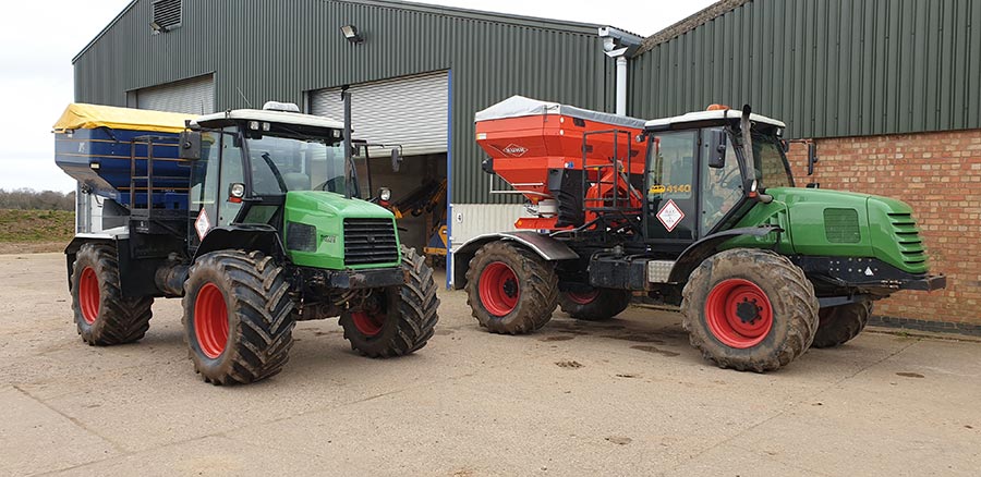 Clayton Multidrive spreaders