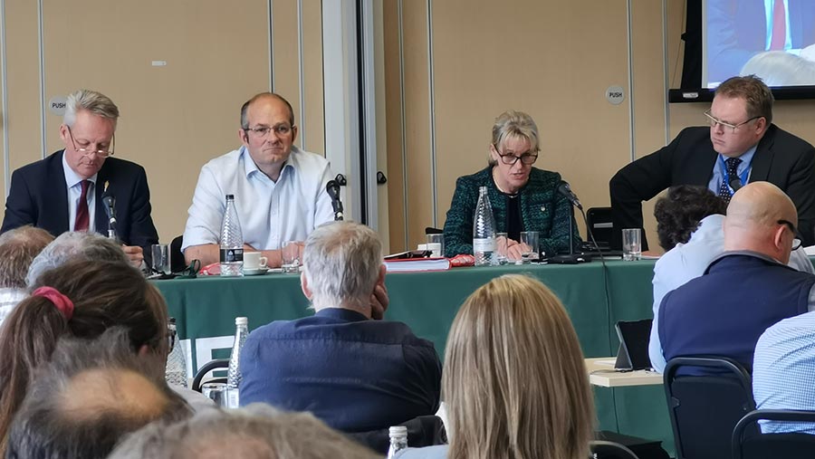 Minette Batters (second right) at the NFU Council meeting © MAG/Philip Case