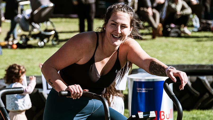 Erica Robison competing at Britain's Fittest Farmer 2022 © MAG/Colin Miller