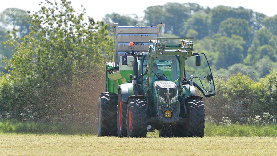 How to store, analyse and spread organic manure for best value - Vimarsana News