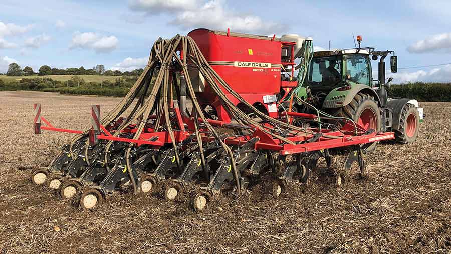 Dale drill used in conservation agriculture establishment trials © Syngenta