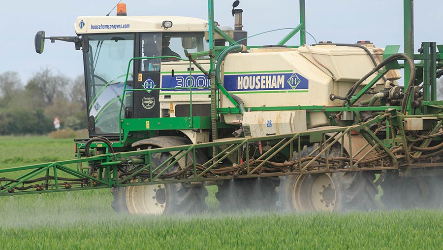 Spraying winter cereals