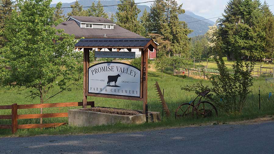 Promise Valley Farm farm sign