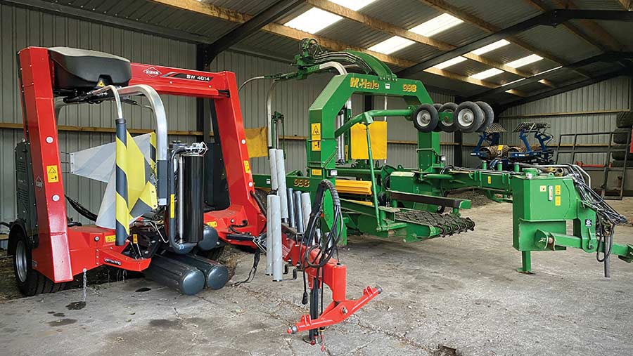 Kuhn SW 4014 and McHale 998 wrappers