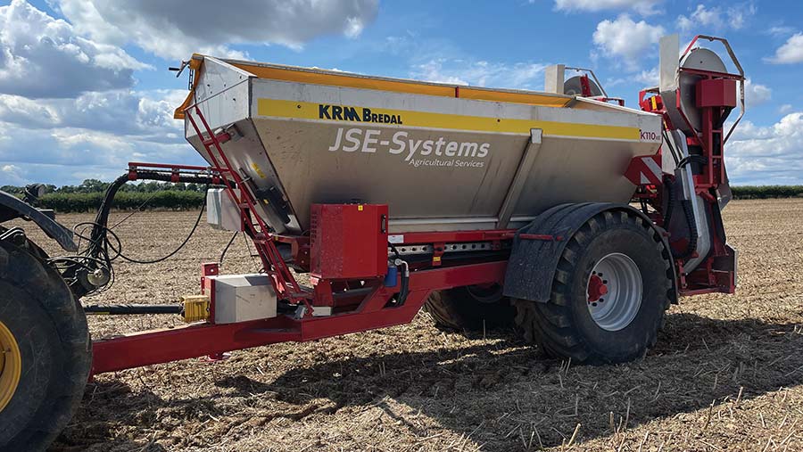 Machinery (Bredal) in a field