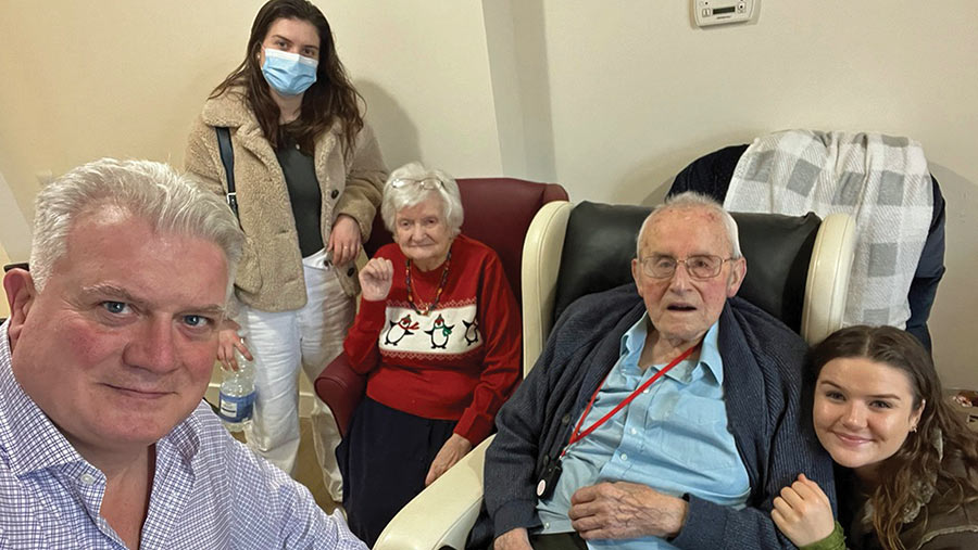 (Left to right) Andrew Goff, granddaughter Charlotte, Rosemary and Ivan Goff, and granddaughter Laura © Goff family