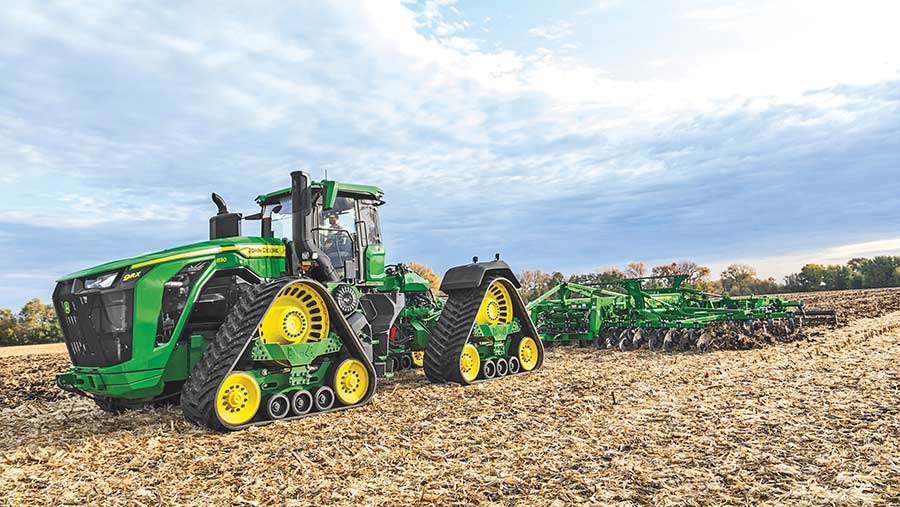 John Deere's 9RX-830 tractor with combination ripper © John Deere