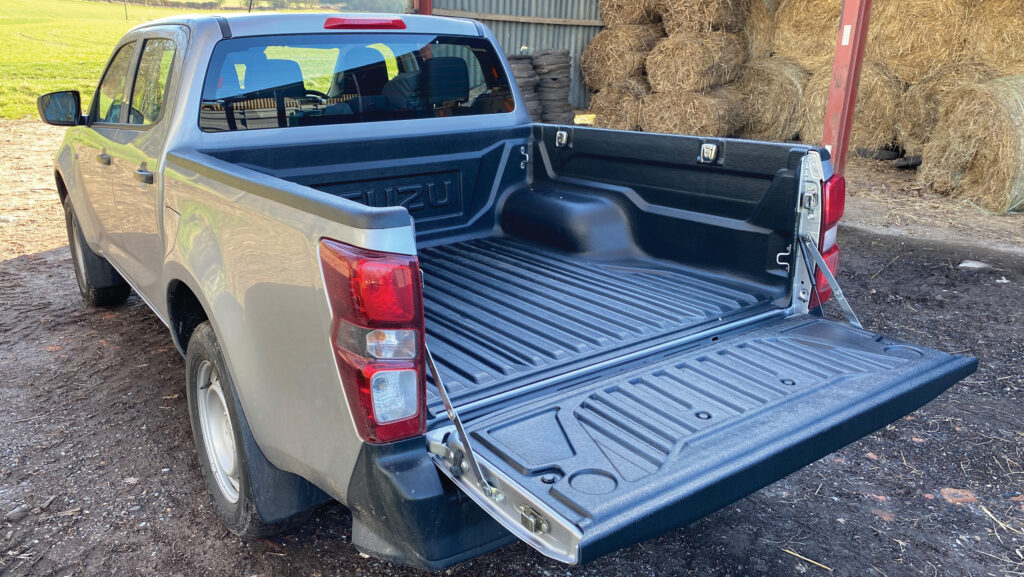 Load bed on a Isuzu D-Max Utility 4x4