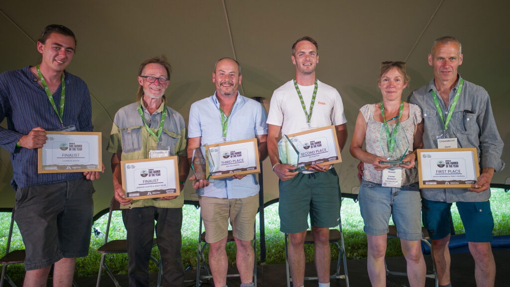 From left to right: Charles Quick (finalist), Andy Wear (finalist), Ben Richards (third), Ed Horton (second), Tracy Russell (first) and David Newman (first) © Farm Carbon Toolkit