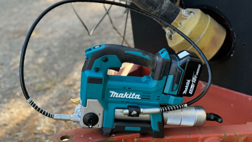 Makita DGP180Z grease gun