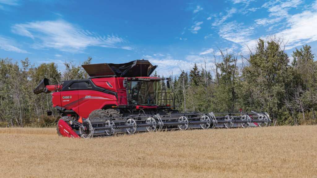 New single-rotor Axial-Flow combine, the 775hp AF10 © Case IH