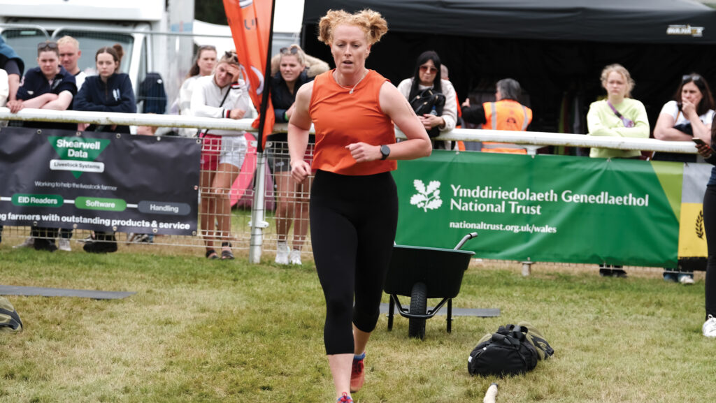 Sarah Godwin running