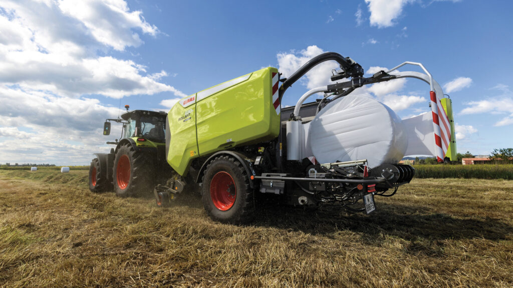 Rear view of a round baler