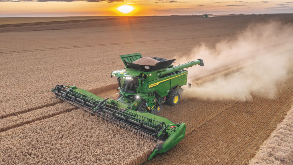 Combine in a cereal crop