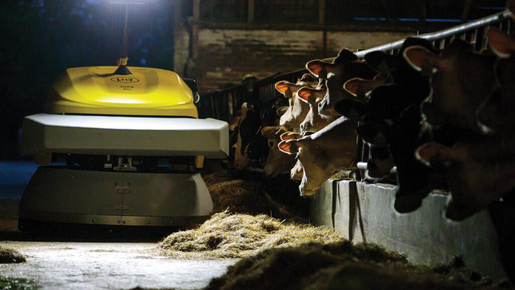 Lely Juno Max feed pusher