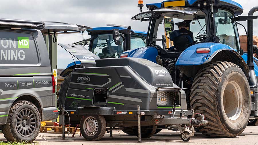 New Holland T6155 Newport receiving a remapping