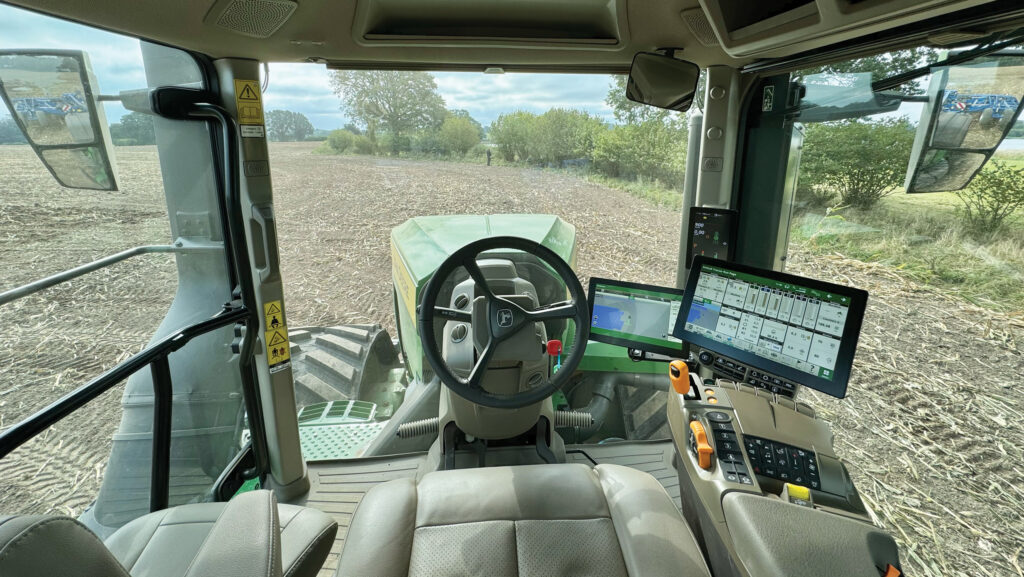 John Deere 913hp 9RX 830 tractor cab