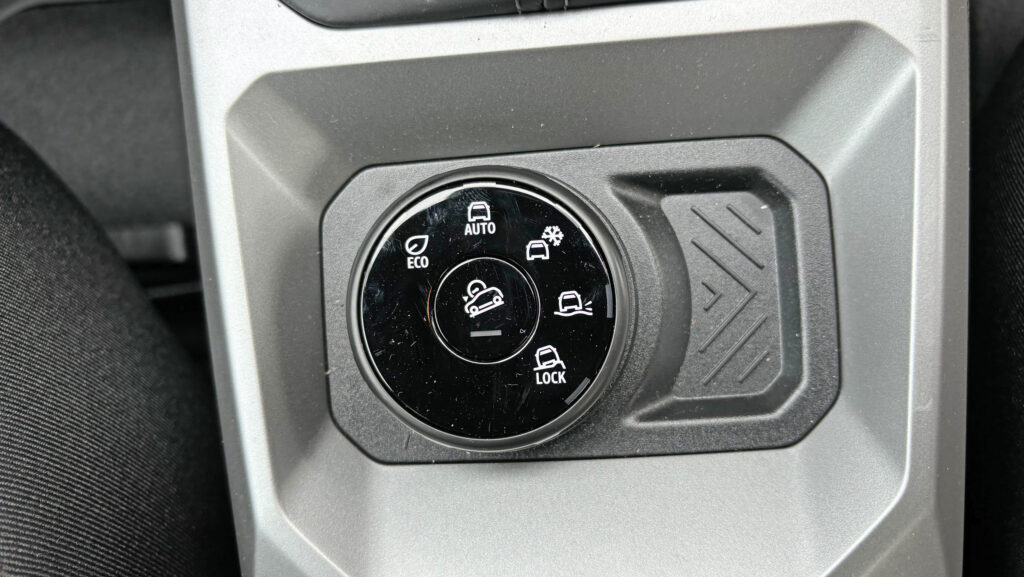 Off-road mode switch, Dacia 4x4