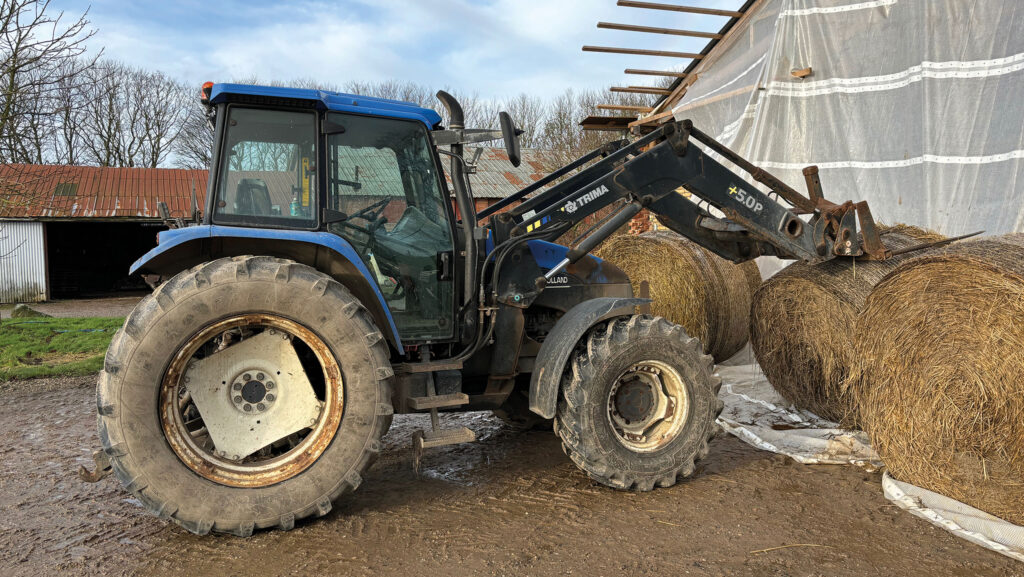 New Holland TS115 tractor