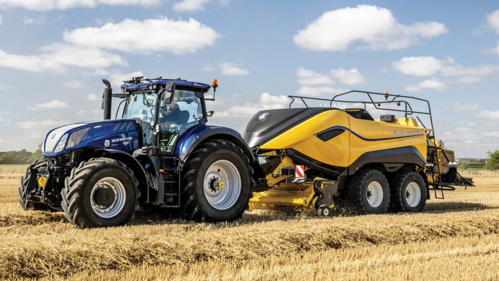 New Holland BigBaler 1290 HD working in a field