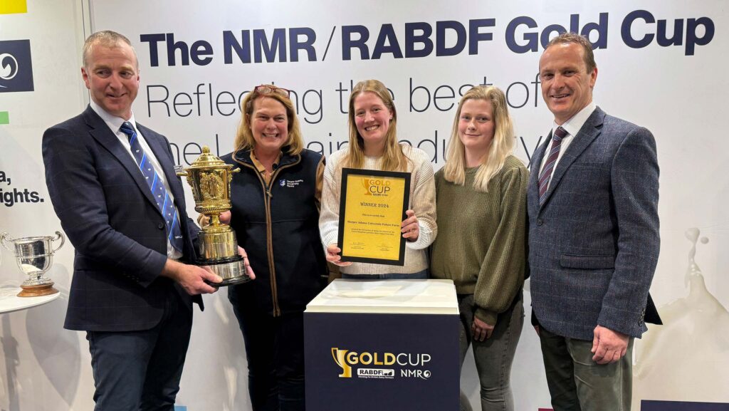 (Left to right) Robert Craig, Kate Robinson, Alice Sault, Becky Yarnold and Mark Frankcom (NMR) © Charlotte Cunningham