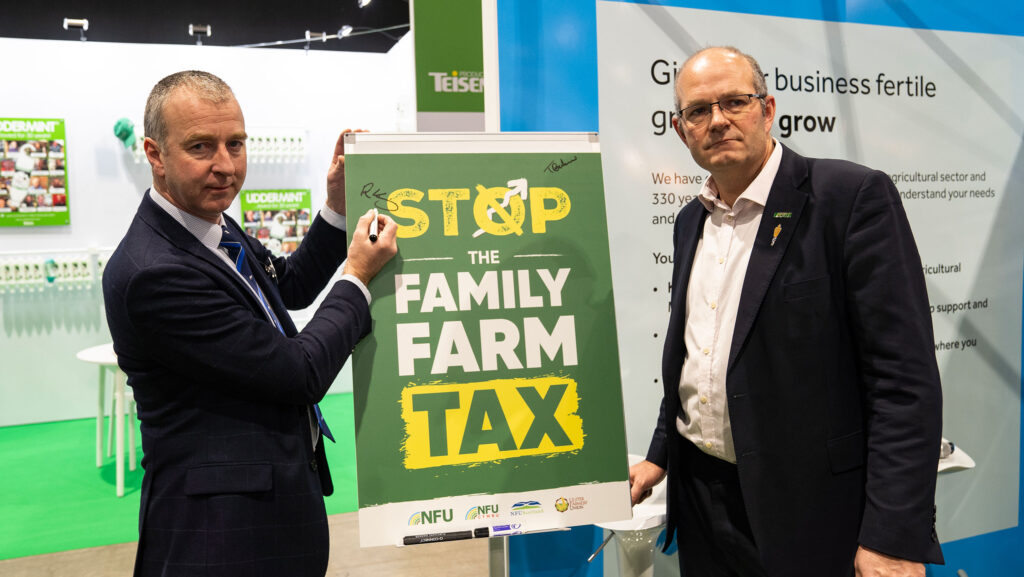 RABDF chairman Robert Craig (left) and NFU president Tom Bradshaw at DairyTech
© NFU