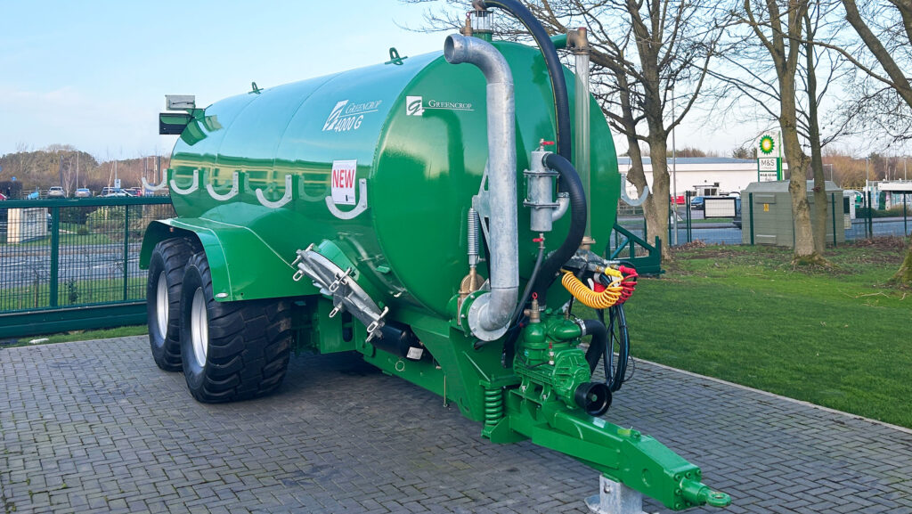 Greencrop GCTX4000T vacuum tanker © Greencrop