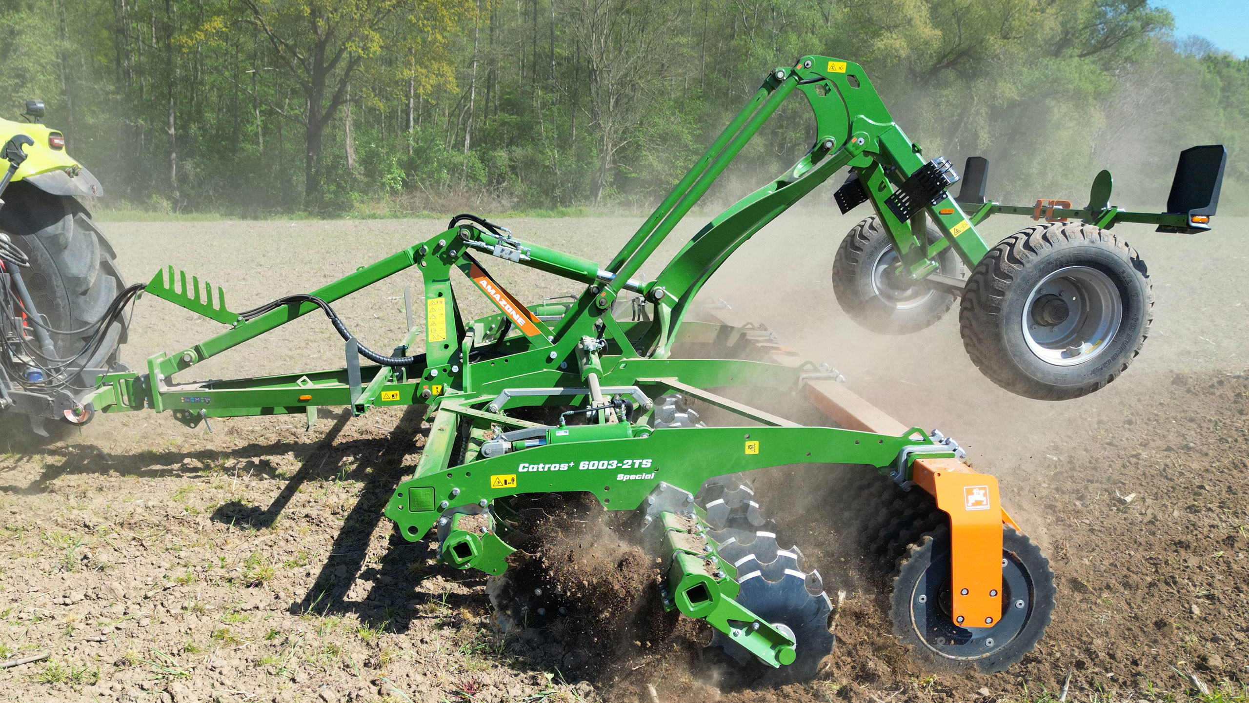 Amazone offers pared-back 6m Catros Special disc harrow - Farmers 