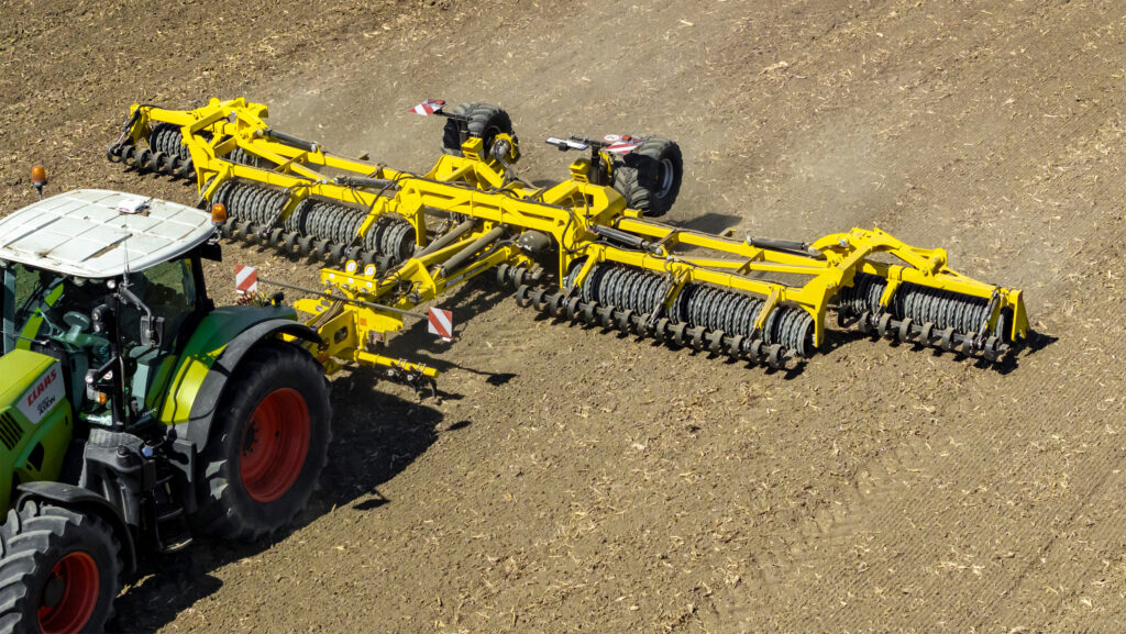Bednar’s Galaxy roller range now goes to 12.3m © Bednar