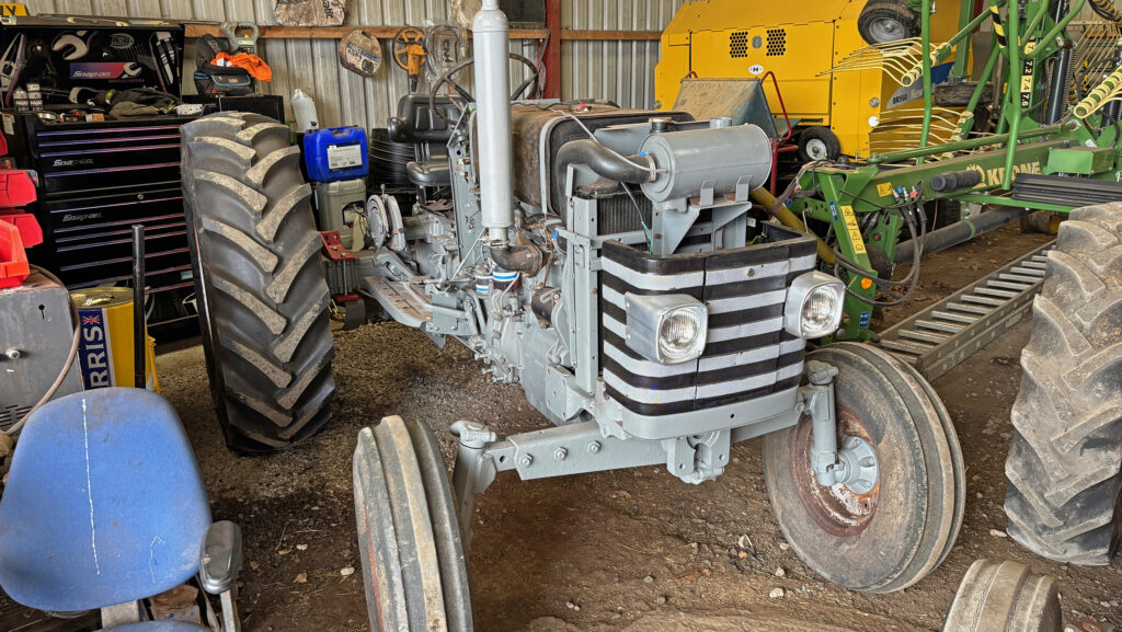 Massey Ferguson 185