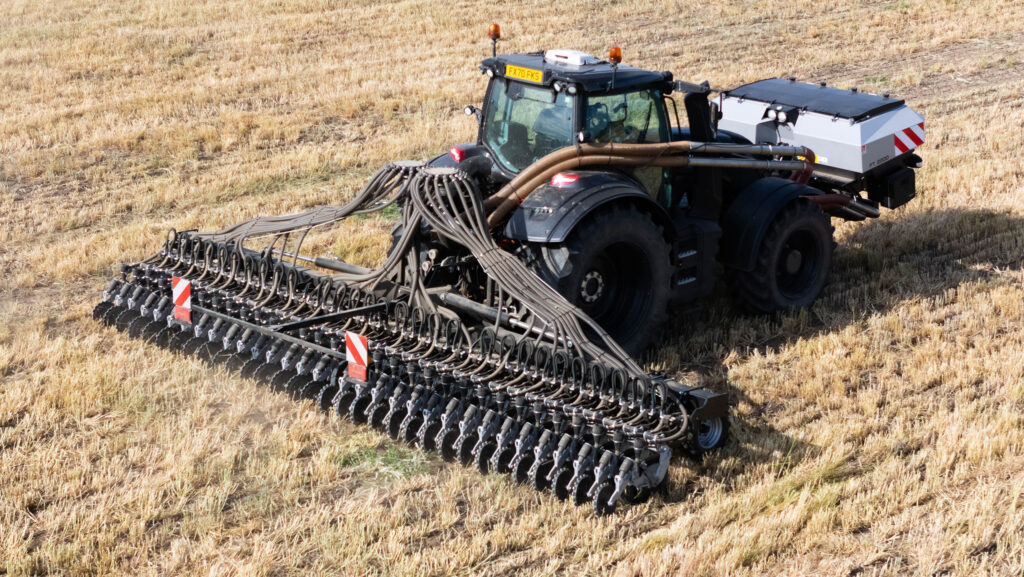 Horizon’s front-hopper mounted drill now goes to 9m © Horizon