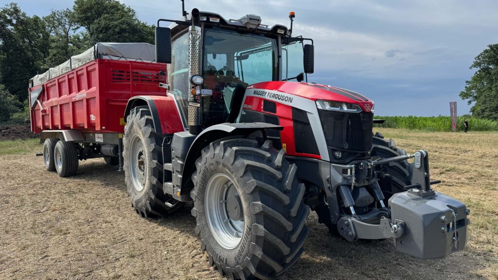 © Massey Ferguson