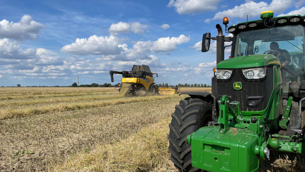 Philip Allen's oilseed rape harvest © Philip Allen