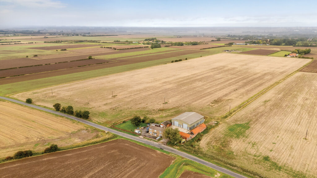 Beaconsfield Farm, Lincolnshire © Brown & Co