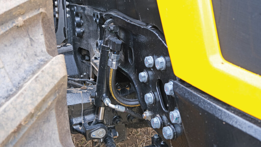 JCB Fastrac 6000-series tractor cast steel chassis