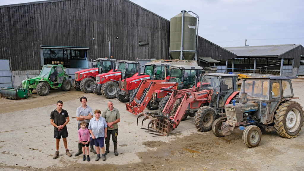 Andrew Carbis (centre), Tom Rule, parents Michael and Rachel, and daughter Lerryn © James Andrews