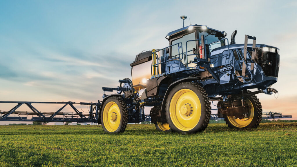 BKT Agrimax ProCrop suits self-propelled kit © BKT