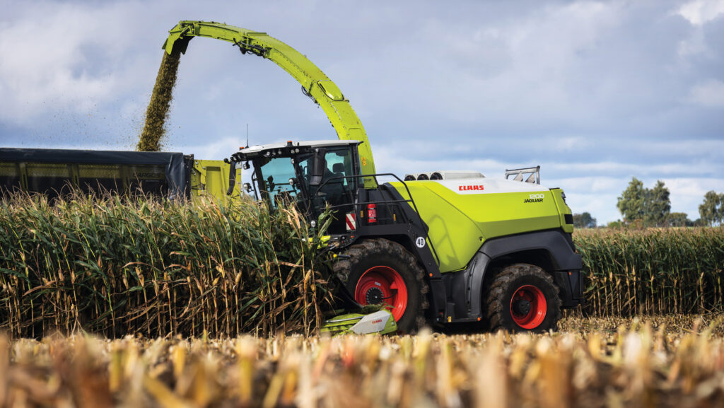 Claas Jaguar 1200 forage harvester