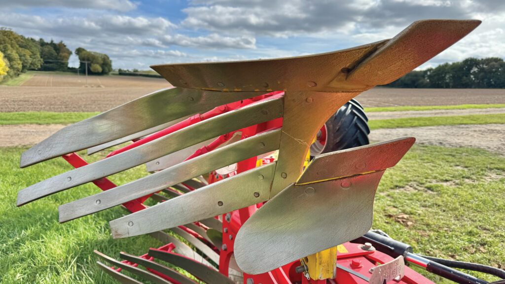 Close-up of mouldboard