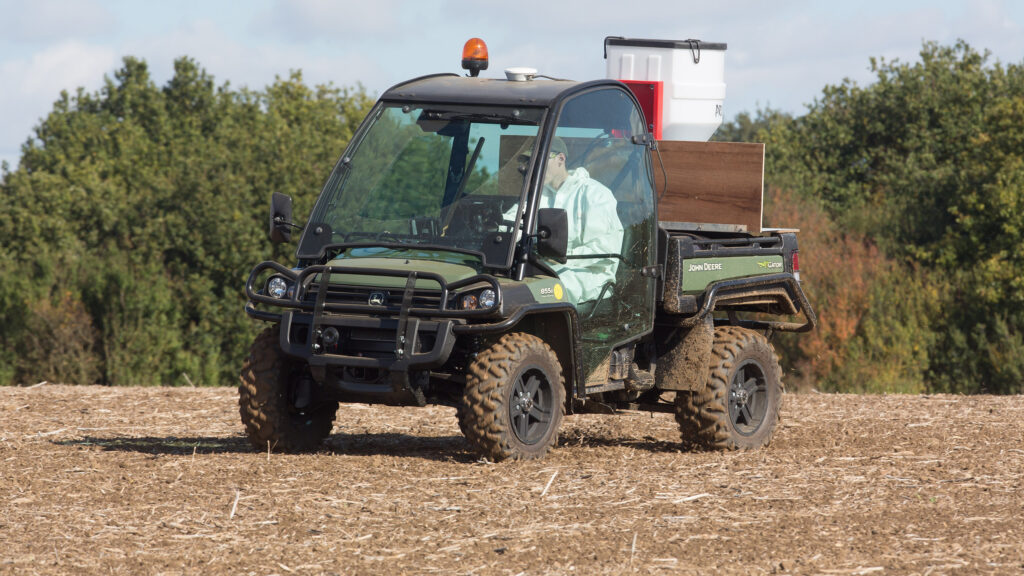 Slug pellet application © Certis Belchim