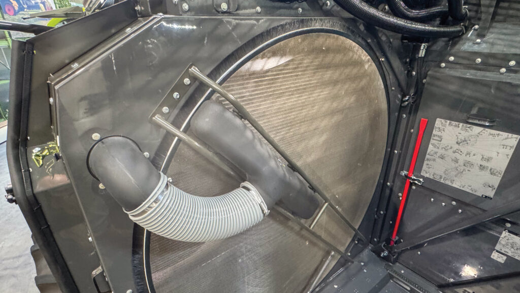 Slimline radiator screen
