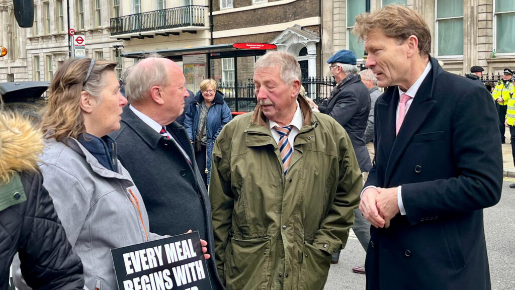 Richard Tice and farming industry leaders