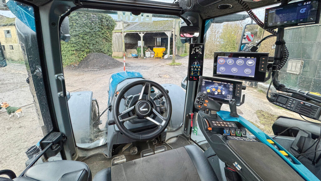 Valtra 285 tractor cab