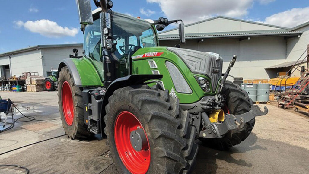 Fendt tractor